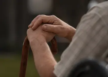 90세 유병력자도 가입, 초고령자 보험시장 가능성 시험대