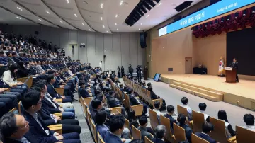 이창용 한은 총재 퇴임 “경제 성장 위한 구조개혁 지속 연구해야”