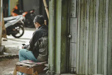 [지면]고령층 스마트폰 보급 늘었지만, 금융서비스·재무관리 역량 '취...