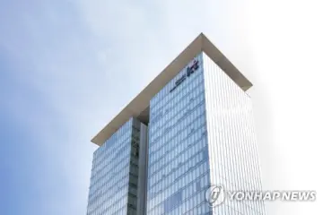 KT, 금융권 AI 전환 확대…데이터 중심 AX 본격화